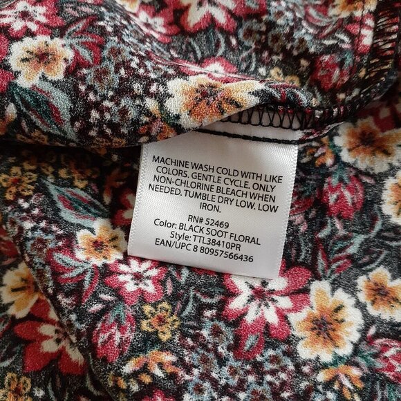 Time and Tru Women's XXL (20) Black Floral Tiered Peplum 3/4 Bell Sleeve Blouse - Picture 6 of 10